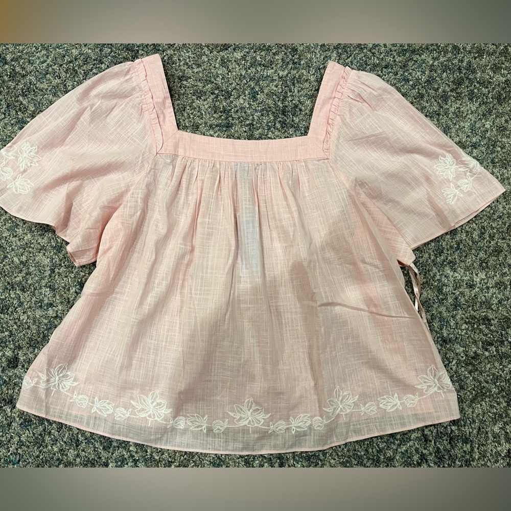 NWT Draper James Maren Top in embroidered pink floral Size 1X